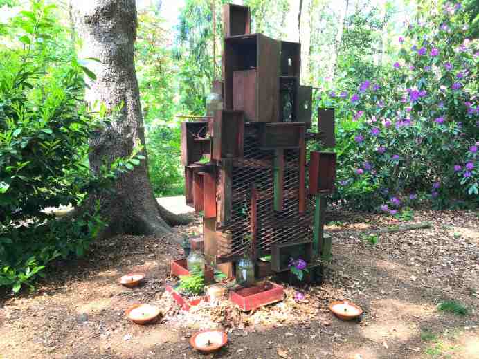 Mo Laudi sound piecelow